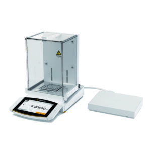 Semi-micro- and analytical balances Cubis® II, with automatic glass draft shield