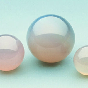 Agate grinding balls