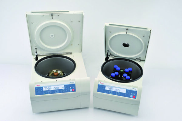 Benchtop centrifuge Heraeus™ Megafuge™ 8