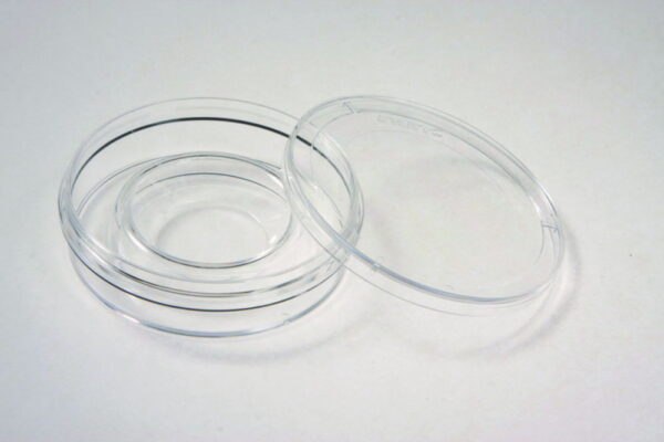 IVF center well dish
