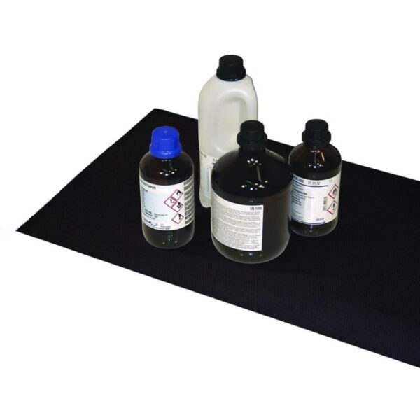Anti-slip mat for pull-out tray