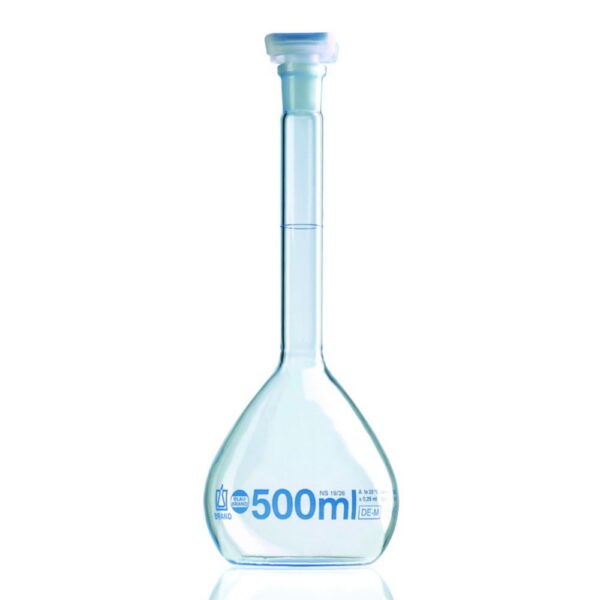 Volumetric flasks, boro 3.3, class A, blue graduations
