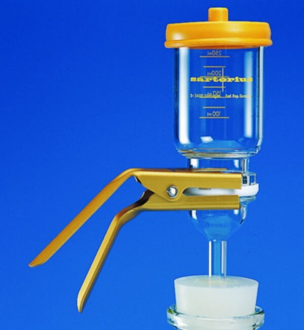 Glass vacuum filter holders, glass frit