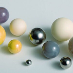 Grinding balls, zirconium oxide