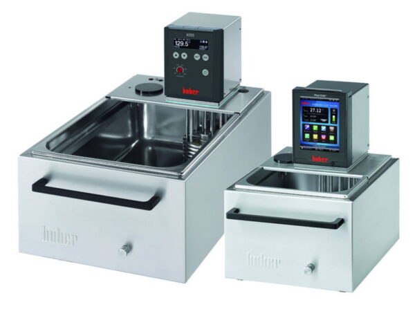 Heating circulators with stainless steel baths