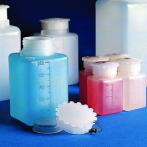 Wide-mouth bottles, PE, square, graduated, with screw cap