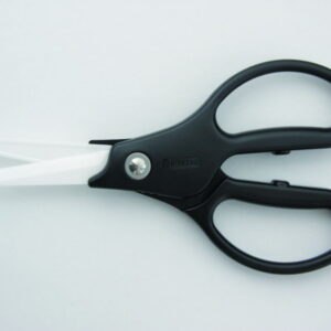 Ceramic scissors